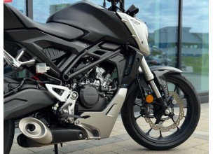 Honda CB 125R