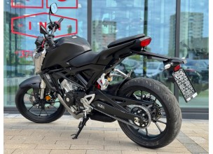 Honda CB 125R