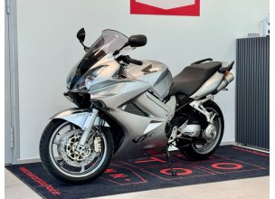 Honda VFR 800