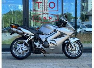 Honda VFR 800