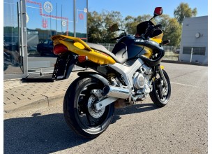 ﻿﻿﻿Yamaha TDM850