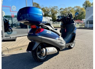 Piaggio X9 
