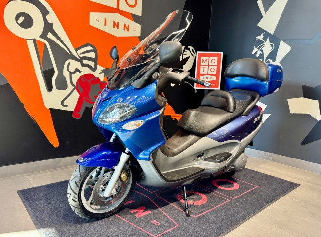 Piaggio X9 