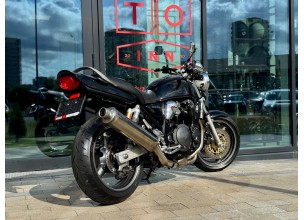 Suzuki GSX 750 Inazuma
