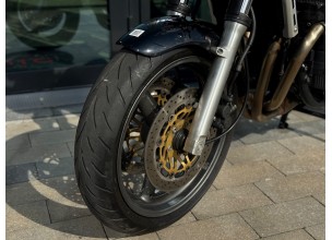 Suzuki GSX 750 Inazuma