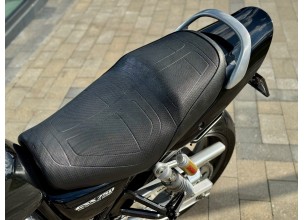 Suzuki GSX 750 Inazuma