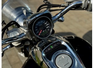 Suzuki VZ 800 Intruder