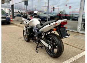 Kawasaki ZR 750