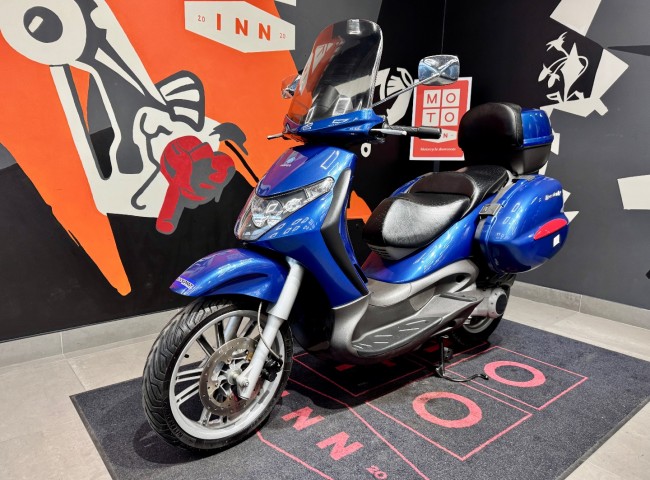 Piaggio Beverly 125