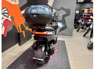 Piaggio MP3 530