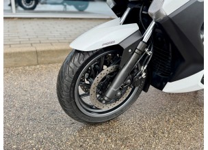 Yamaha X-Max 400