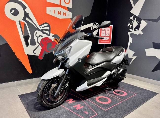 Yamaha X-Max 400