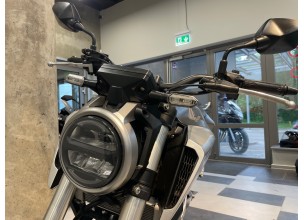 Honda CB125R