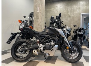 Honda CB125R