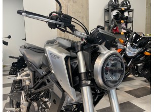 Honda CB125R