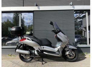 Yamaha X-max 