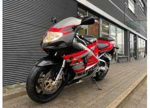 Suzuki GSX-R 750