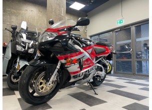 Suzuki GSX-R 750